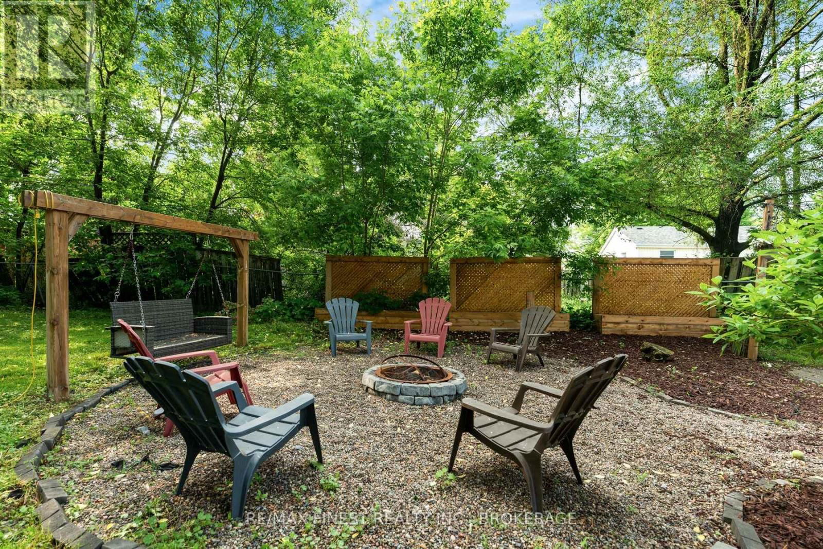 615 PORTSMOUTH AVENUE Image 39