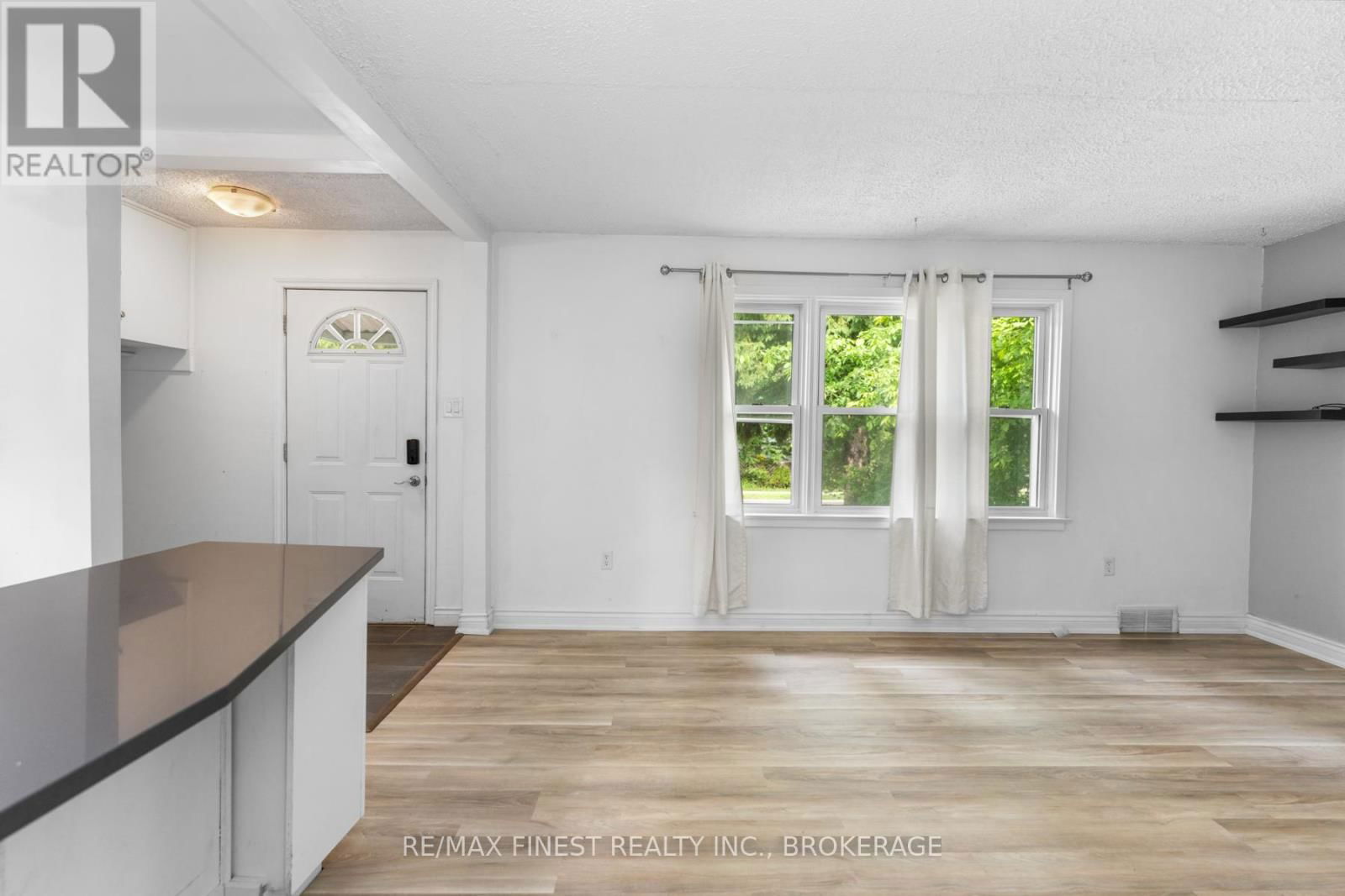 615 PORTSMOUTH AVENUE Image 6