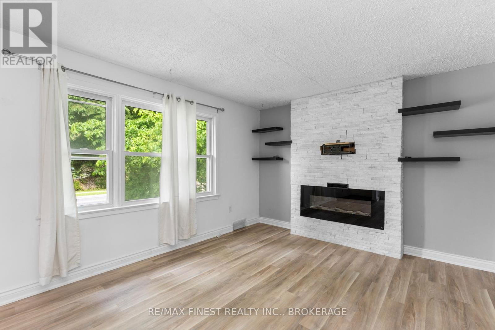 615 PORTSMOUTH AVENUE Image 9
