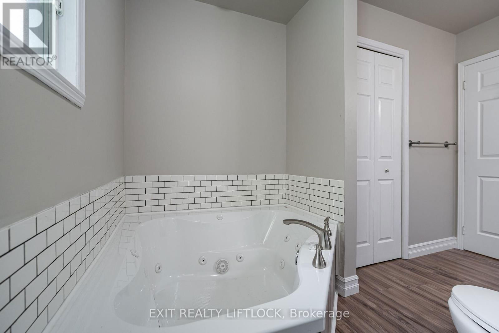 1220 TARA ROAD Image 16