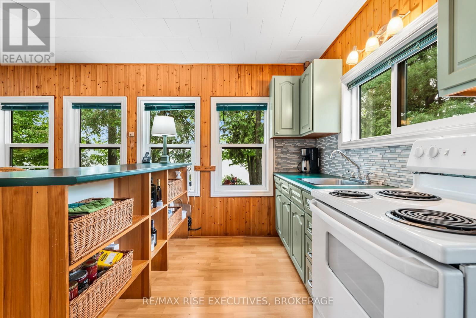 936 ROLLINGBANK LANE Image 11