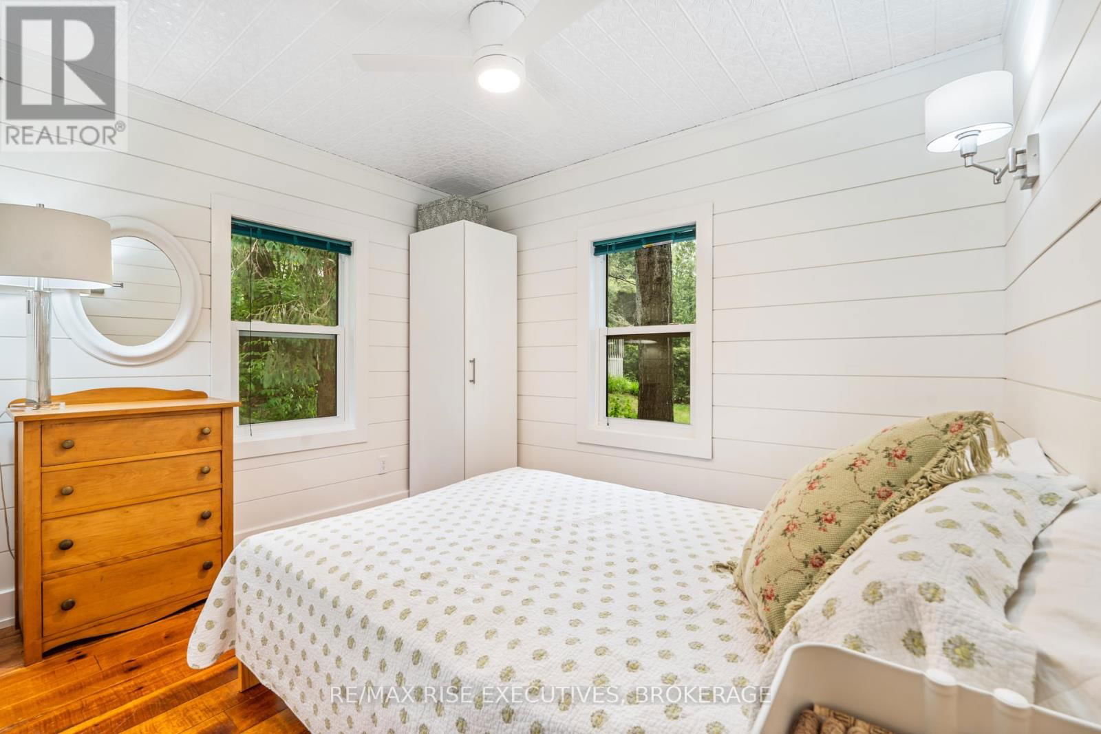936 ROLLINGBANK LANE Image 13