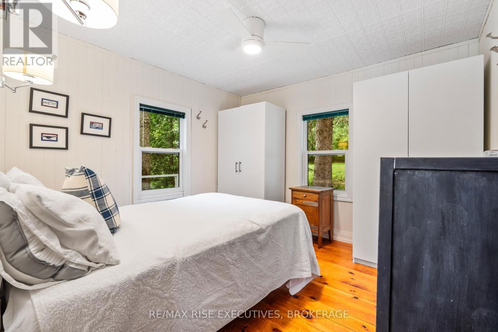 936 ROLLINGBANK LANE Image 18