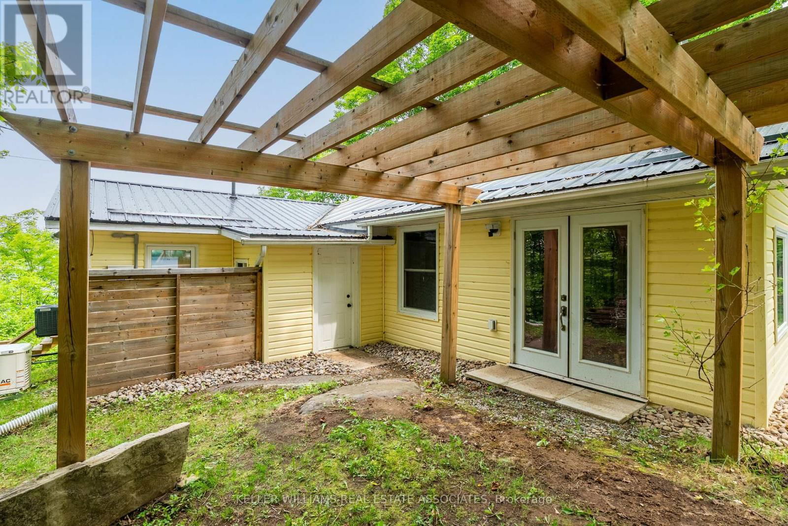 398 GILBERT BAY LANE Image 42