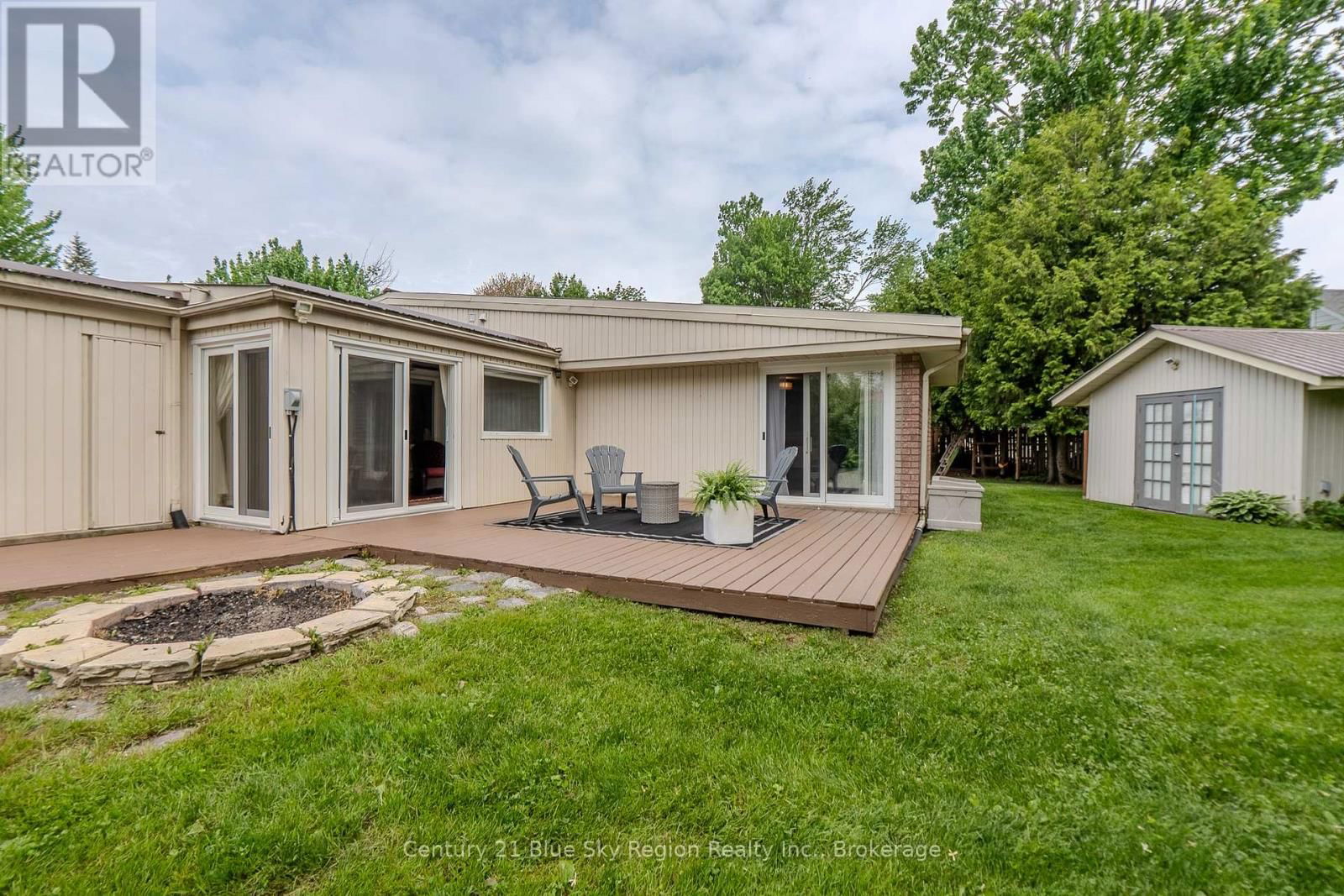 50 CAMPBELL AVENUE EAST Image 27
