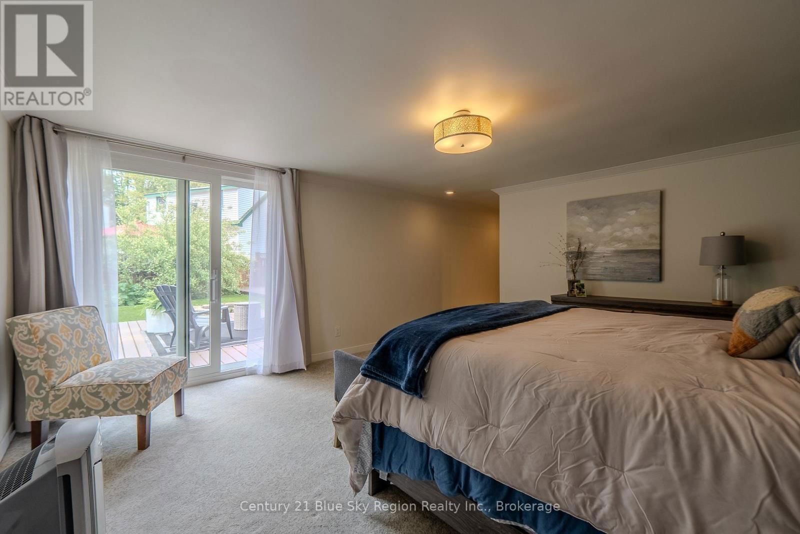 50 CAMPBELL AVENUE EAST Image 30