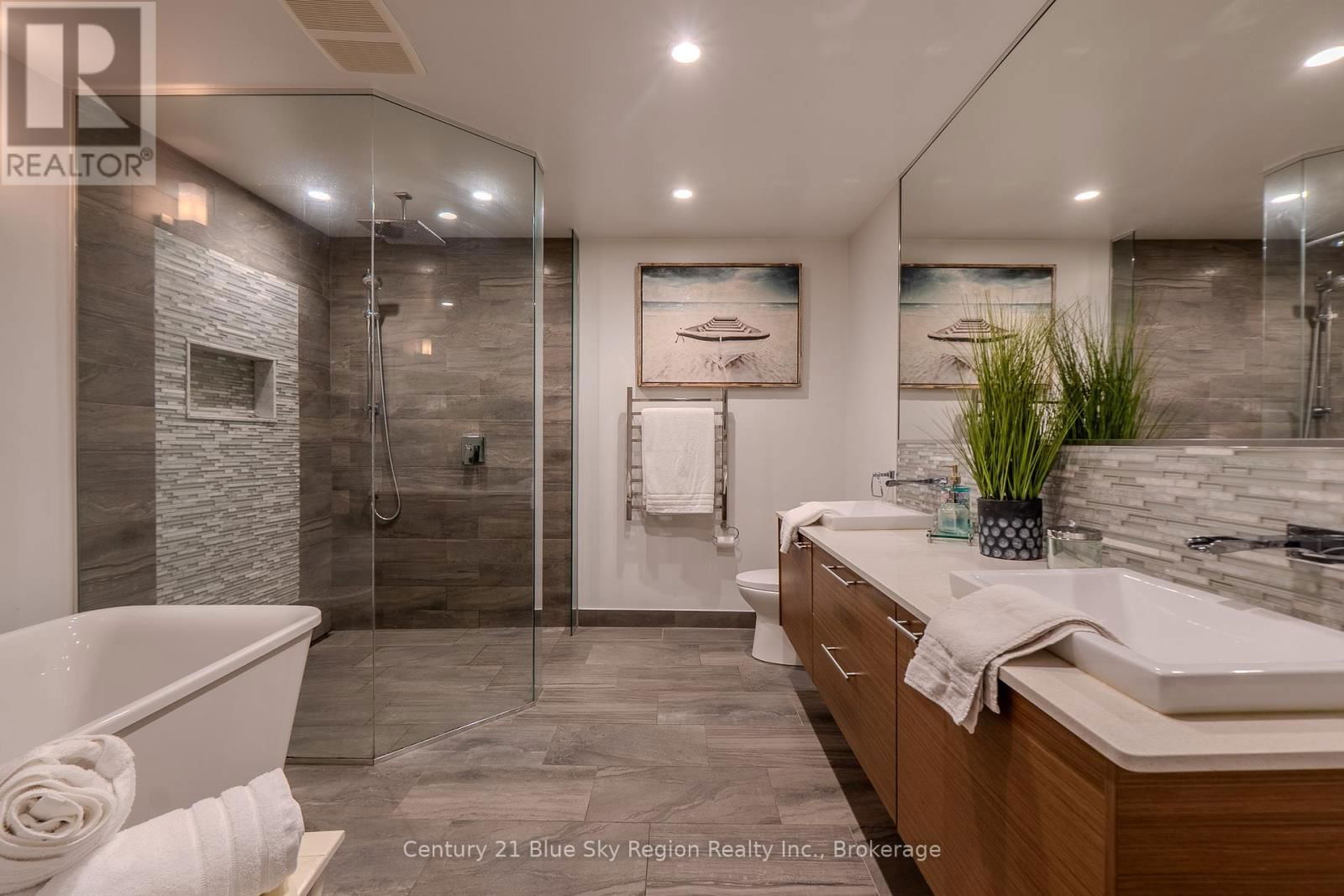 50 CAMPBELL AVENUE EAST Image 31