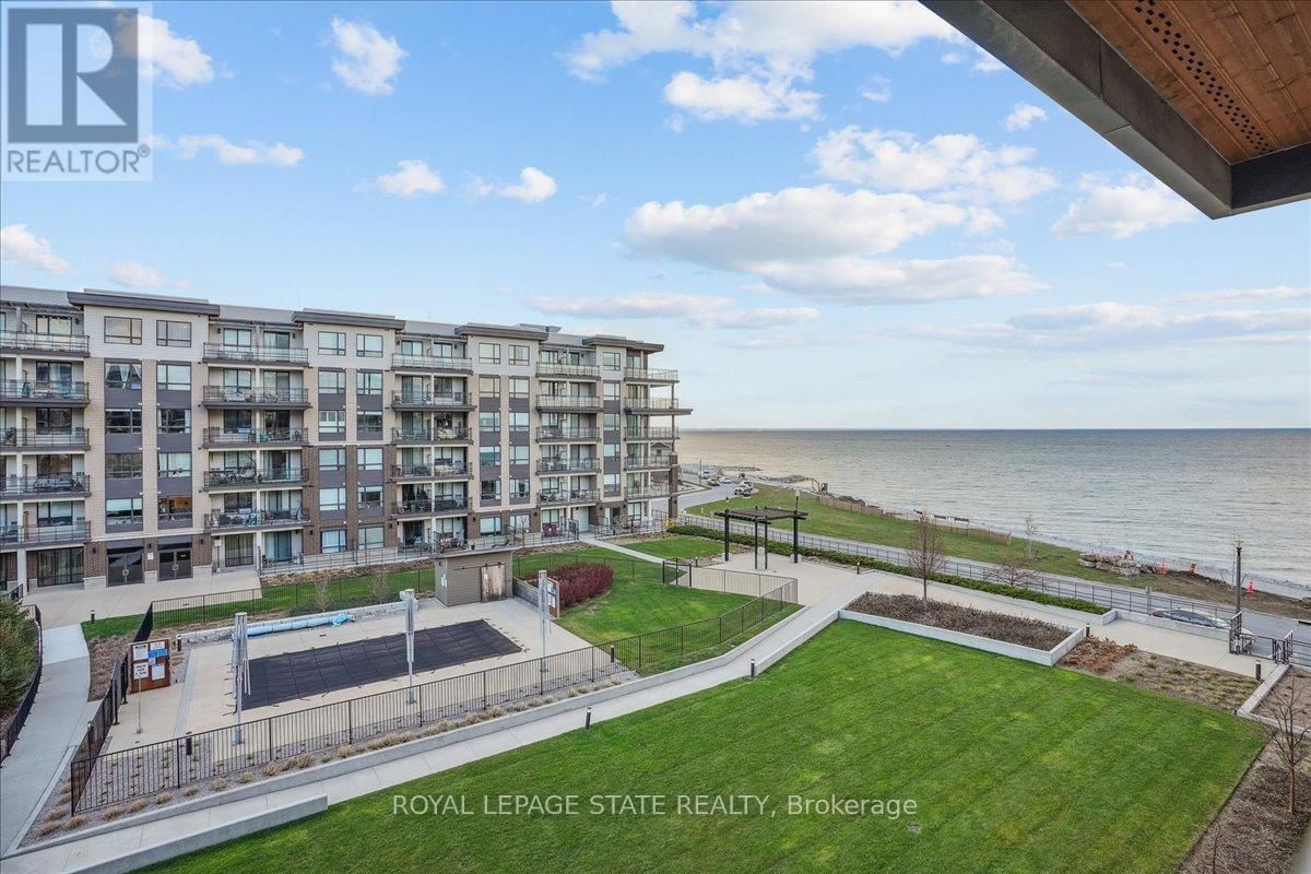 418 - 10 ESPLANADE LANE Image 23