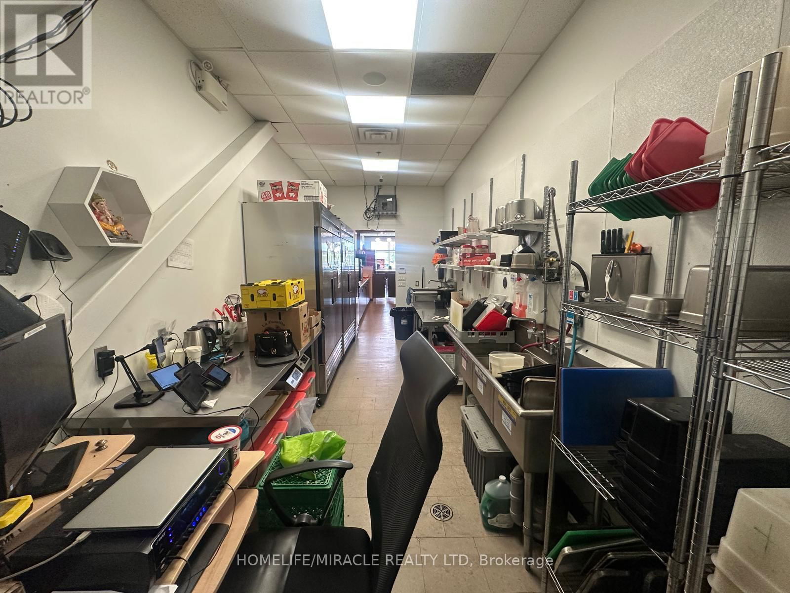 1261 MAIN STREET Image 6