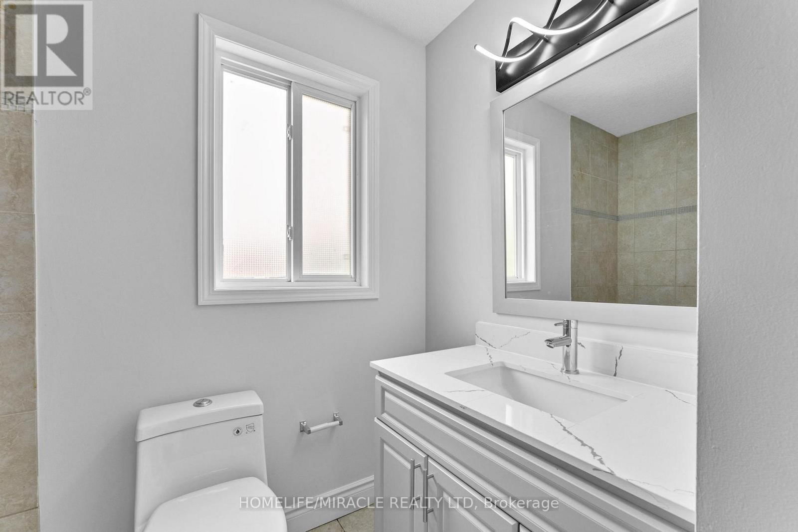 120 JANSEN AVENUE Image 22