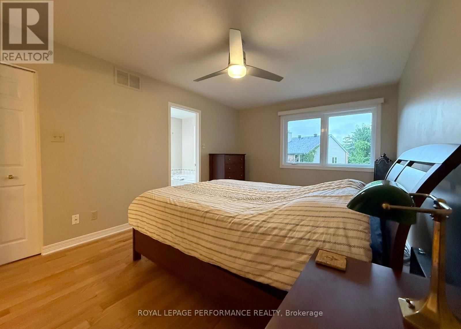 118 DUNBARTON COURT Image 14