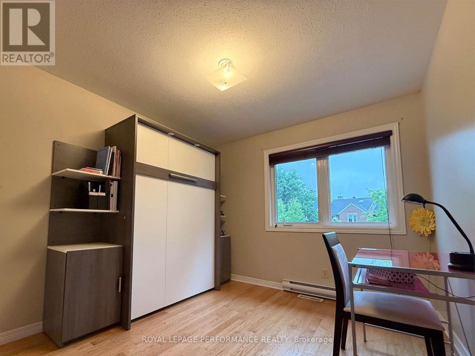 118 DUNBARTON COURT Image 18