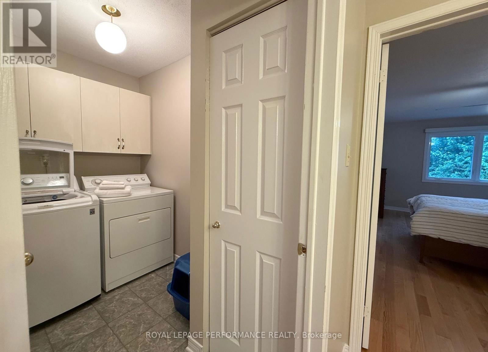118 DUNBARTON COURT Image 21