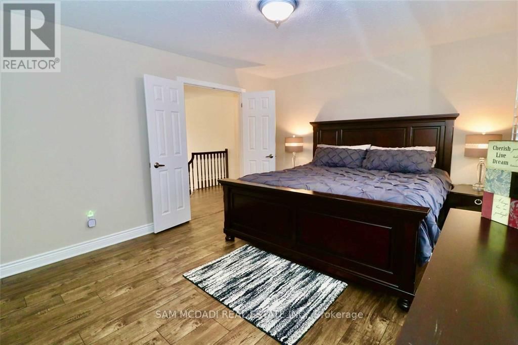 412 OLDE VILLAGE LANE Image 12