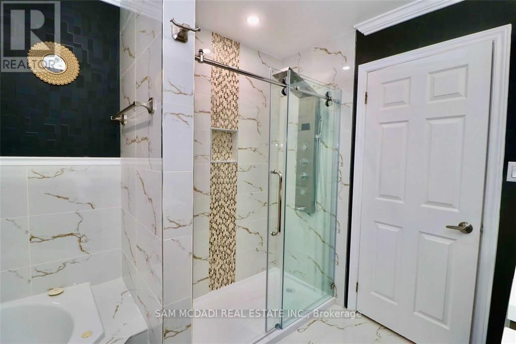 412 OLDE VILLAGE LANE Image 18