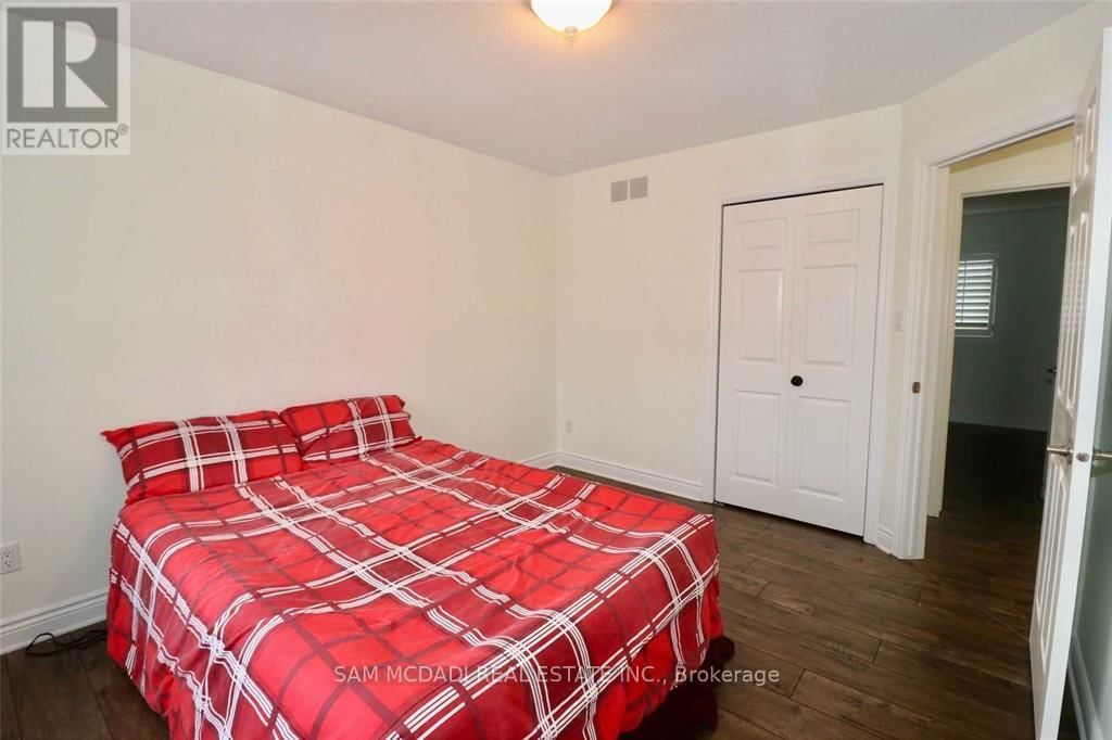 412 OLDE VILLAGE LANE Image 19