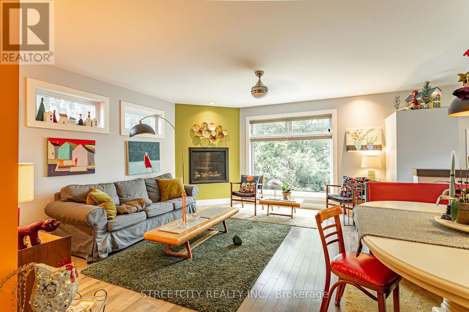 137 ERIE STREET Image 14