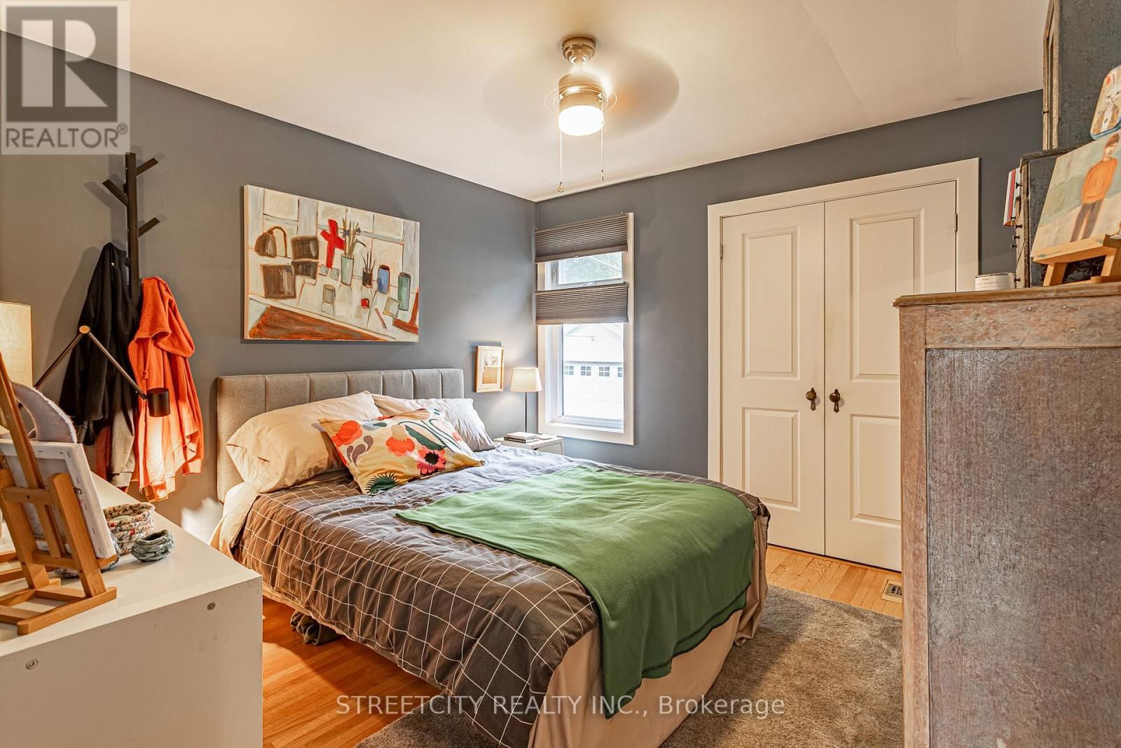 137 ERIE STREET Image 8