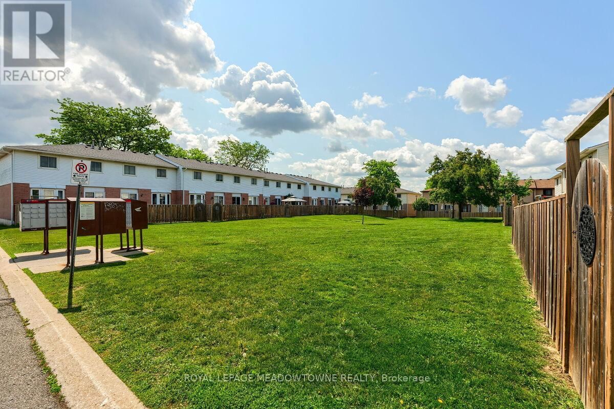 87 - 860 RYMAL ROAD EAST Image 33