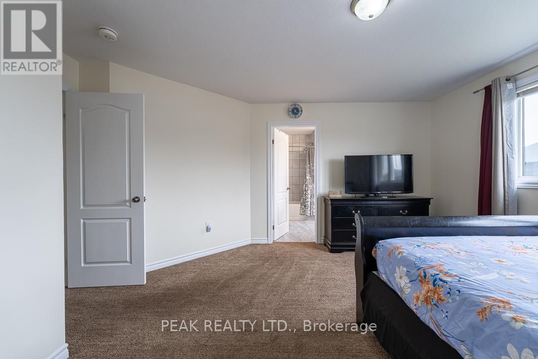 1560 APPLEROCK AVENUE Image 13