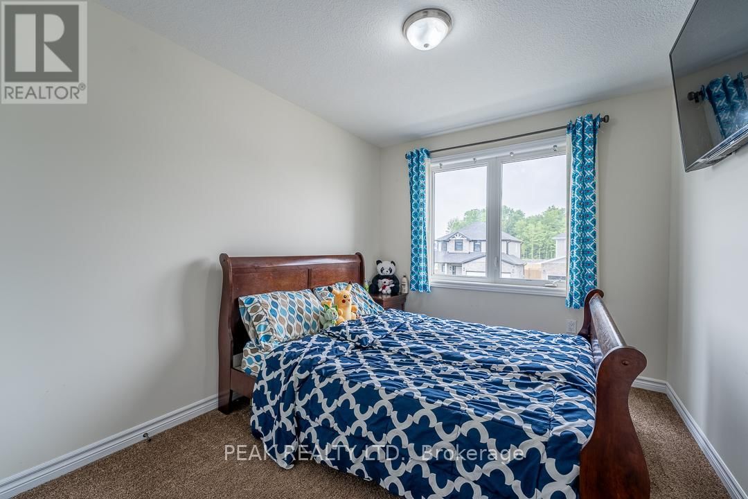 1560 APPLEROCK AVENUE Image 17