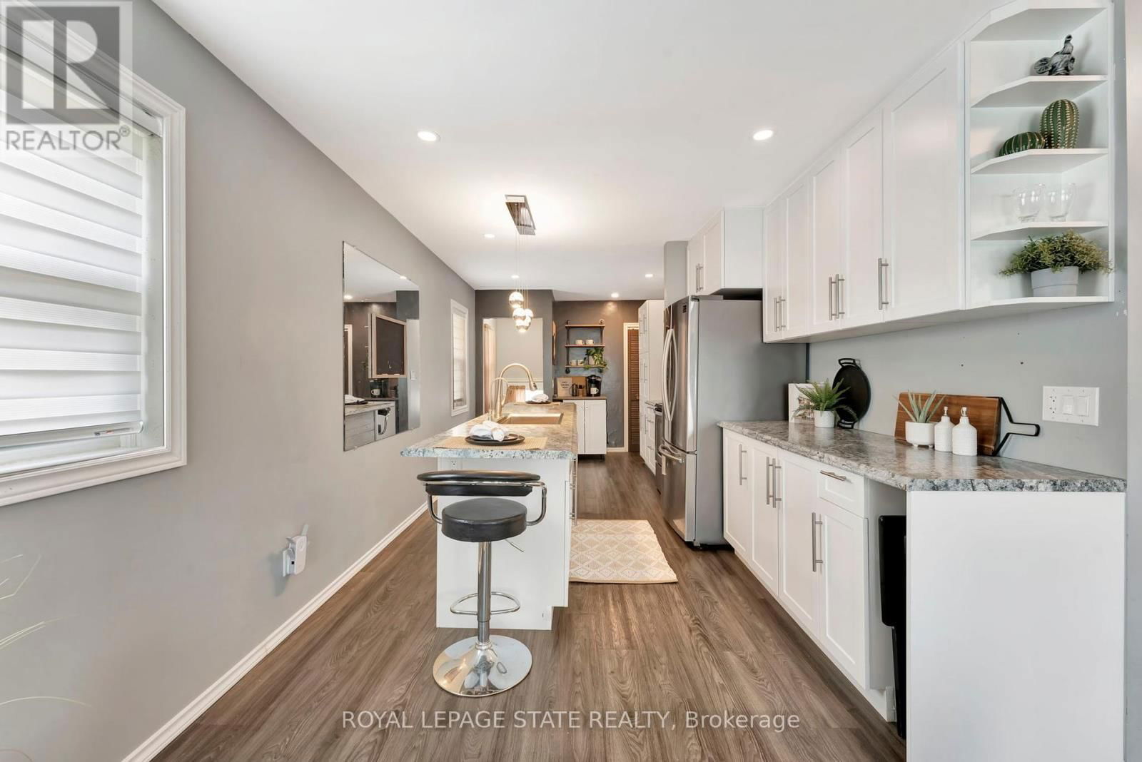 26 ADELINE AVENUE Image 10
