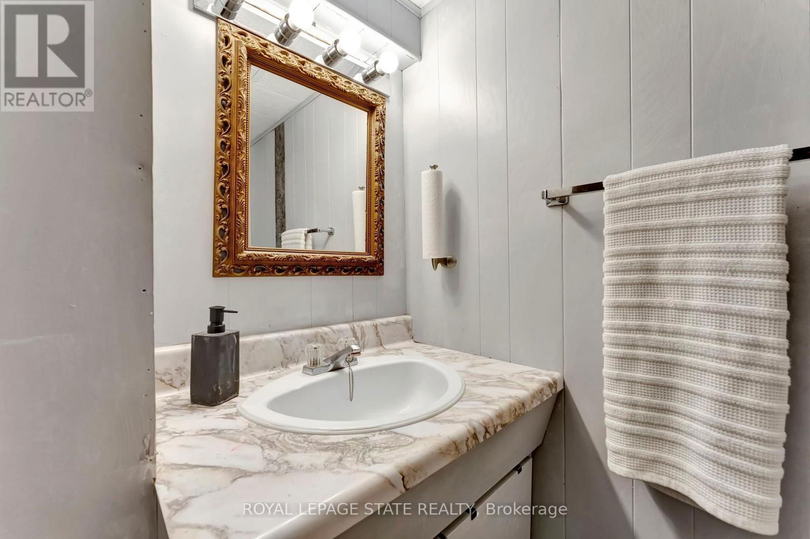 26 ADELINE AVENUE Image 22