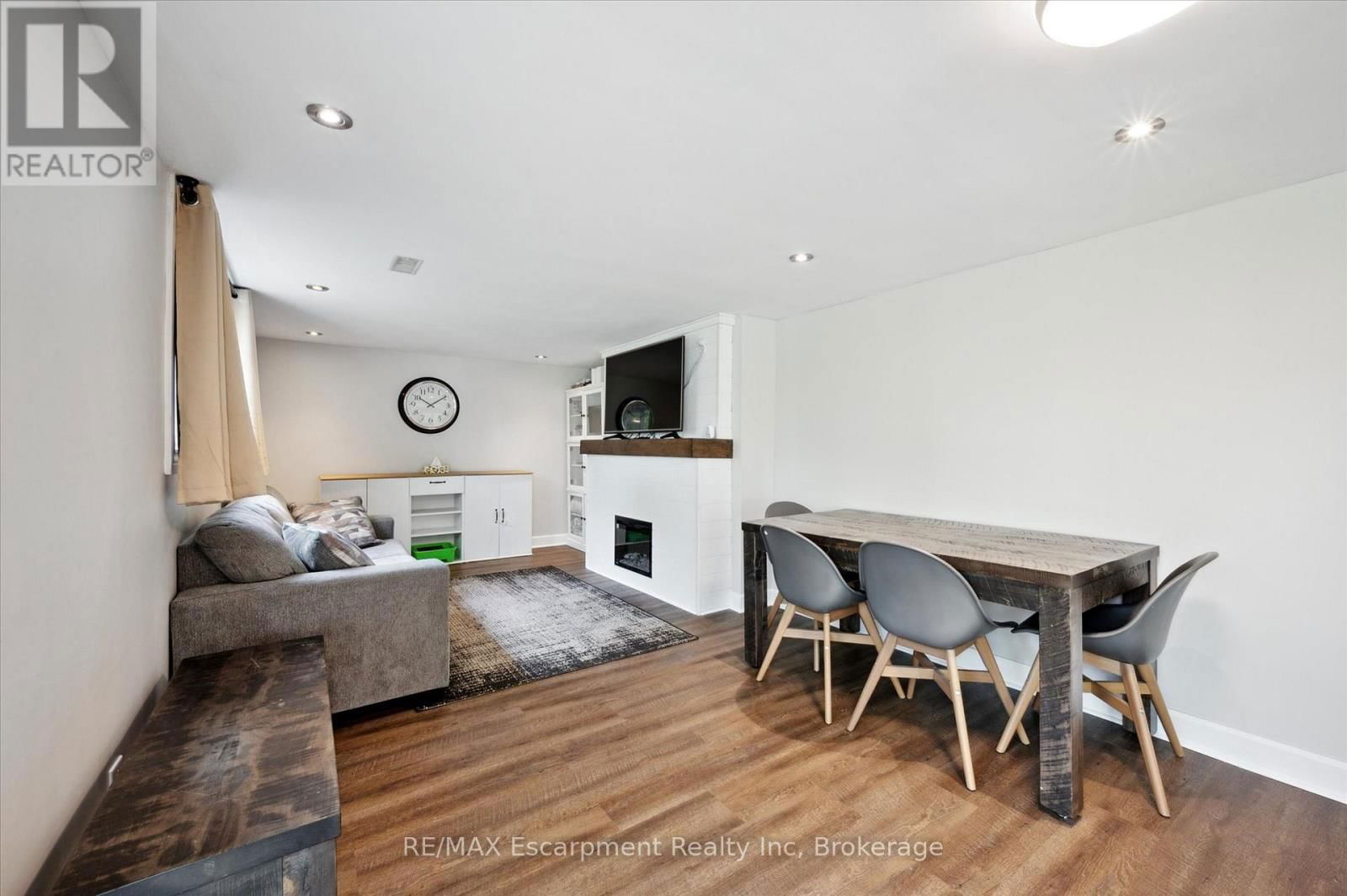 27 NORFOLK AVENUE Image 22