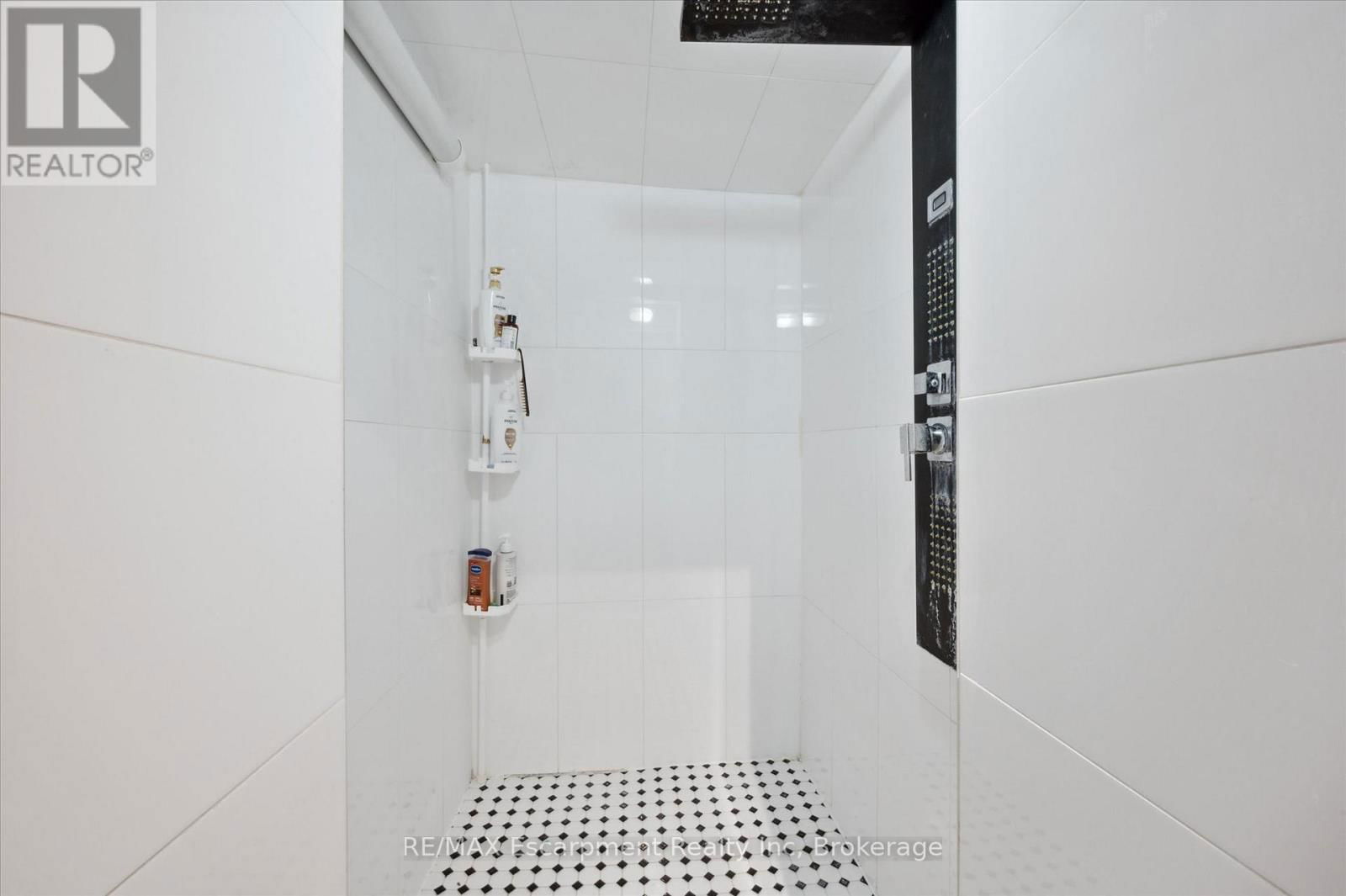 27 NORFOLK AVENUE Image 26