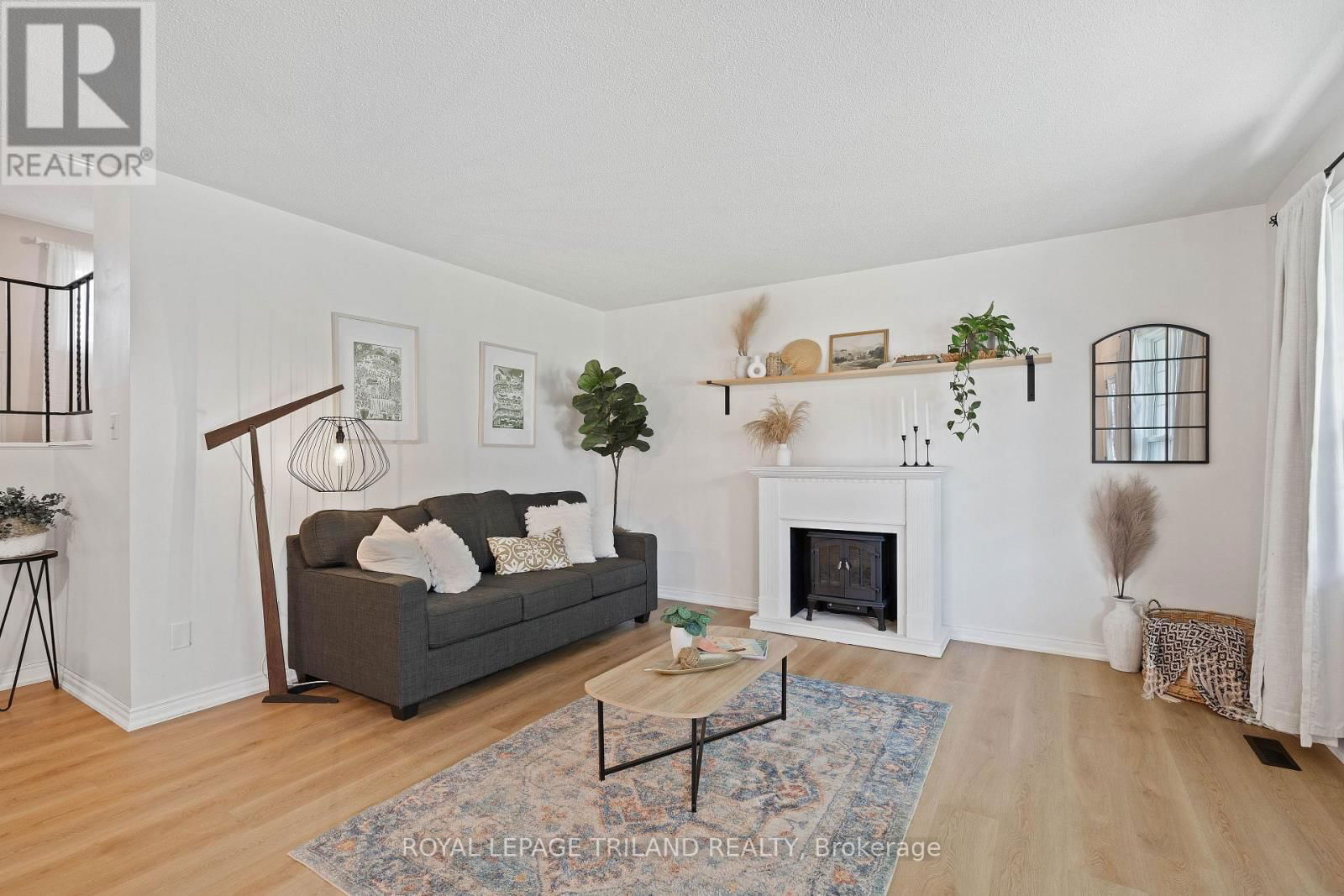 126 HIGHVIEW DRIVE Image 10