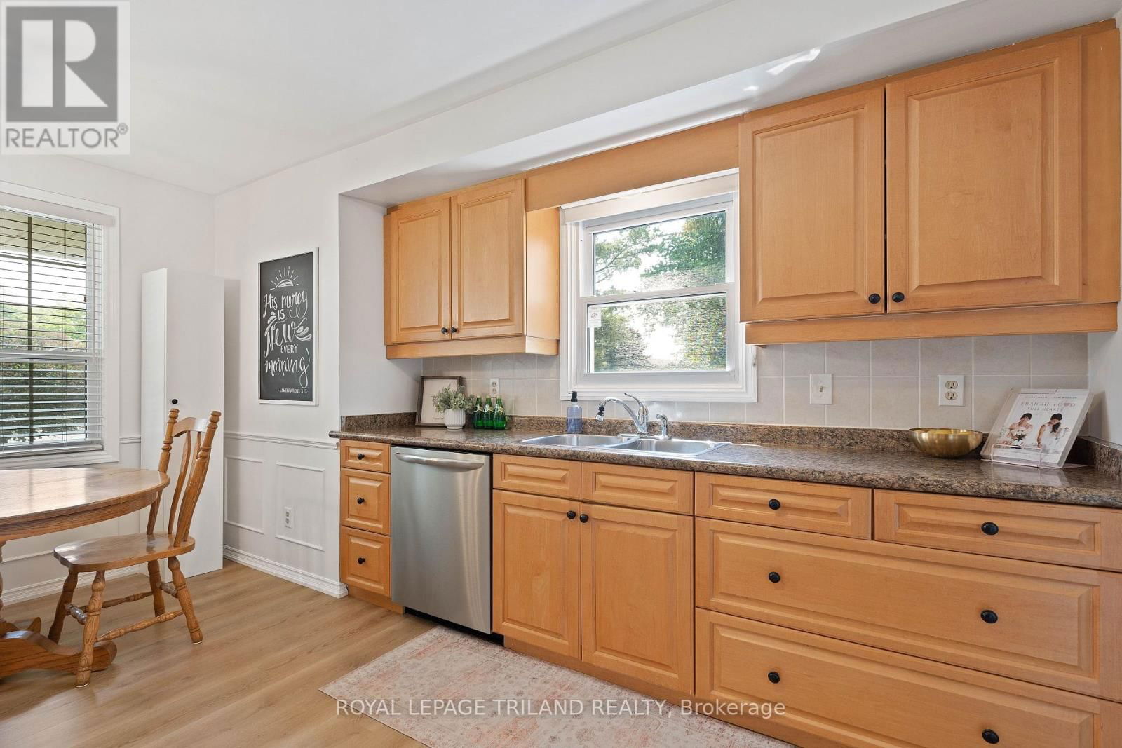 126 HIGHVIEW DRIVE Image 23