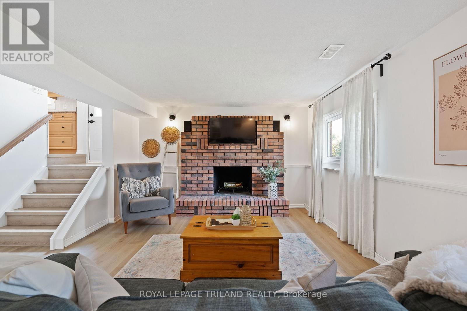 126 HIGHVIEW DRIVE Image 33