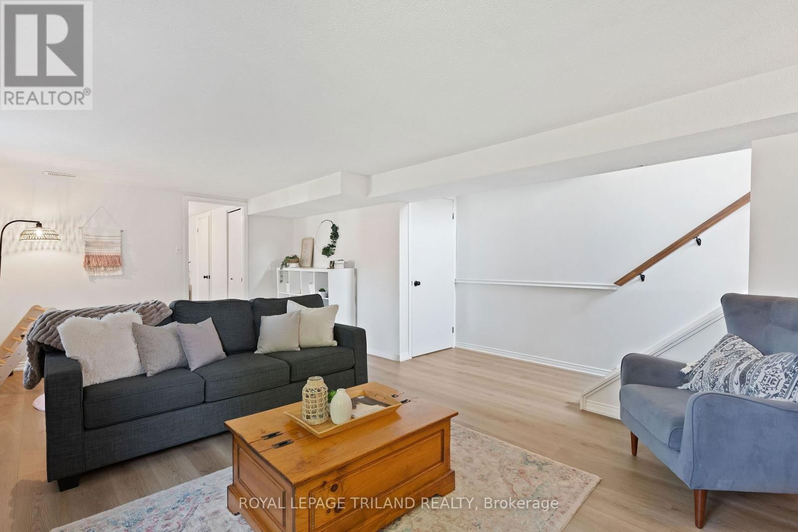 126 HIGHVIEW DRIVE Image 35