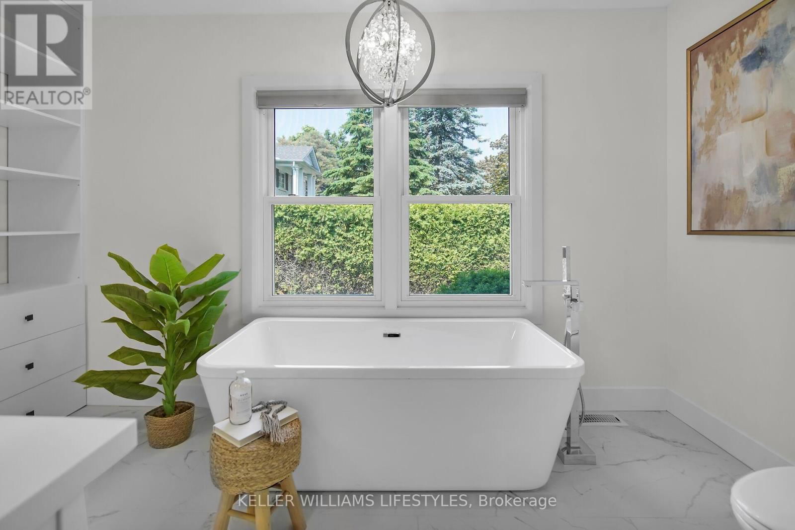 61 SHAVIAN BOULEVARD Image 24