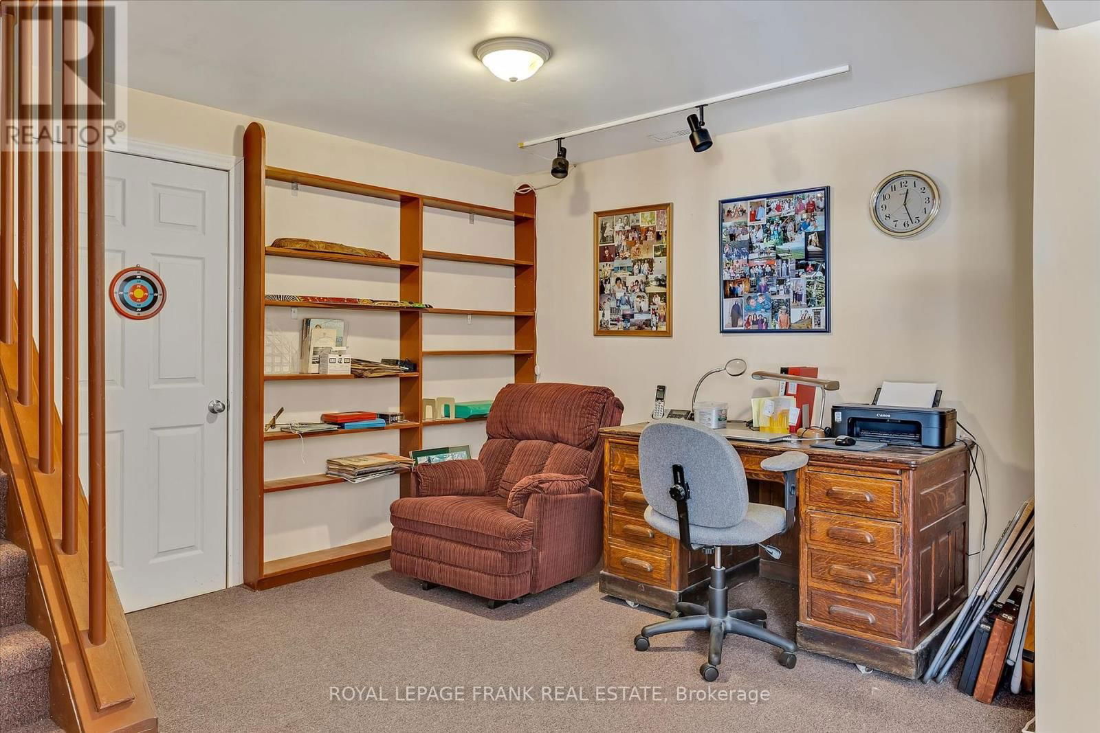 18 EAST BEEHIVE DRIVE Image 30