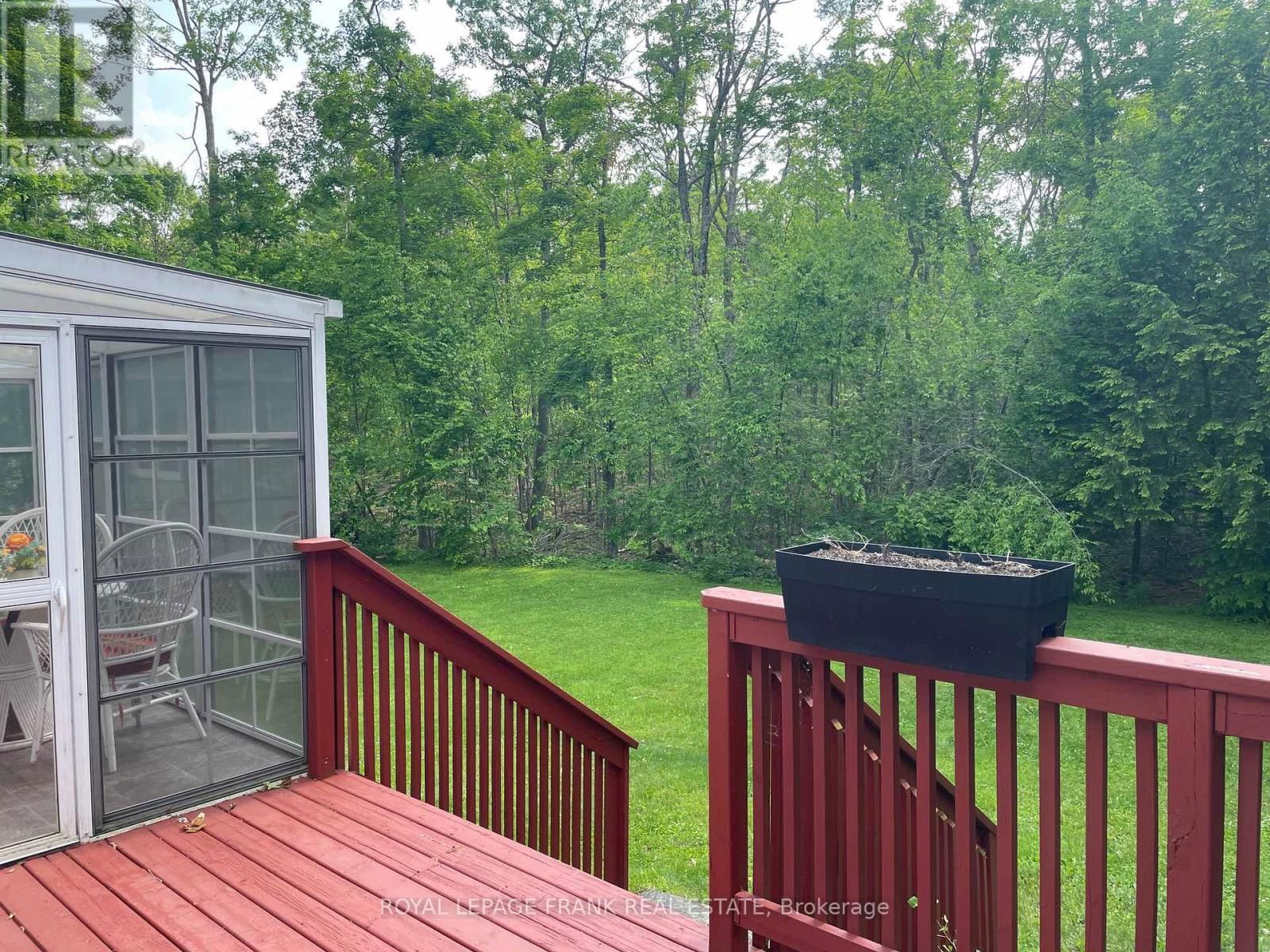 18 EAST BEEHIVE DRIVE Image 47