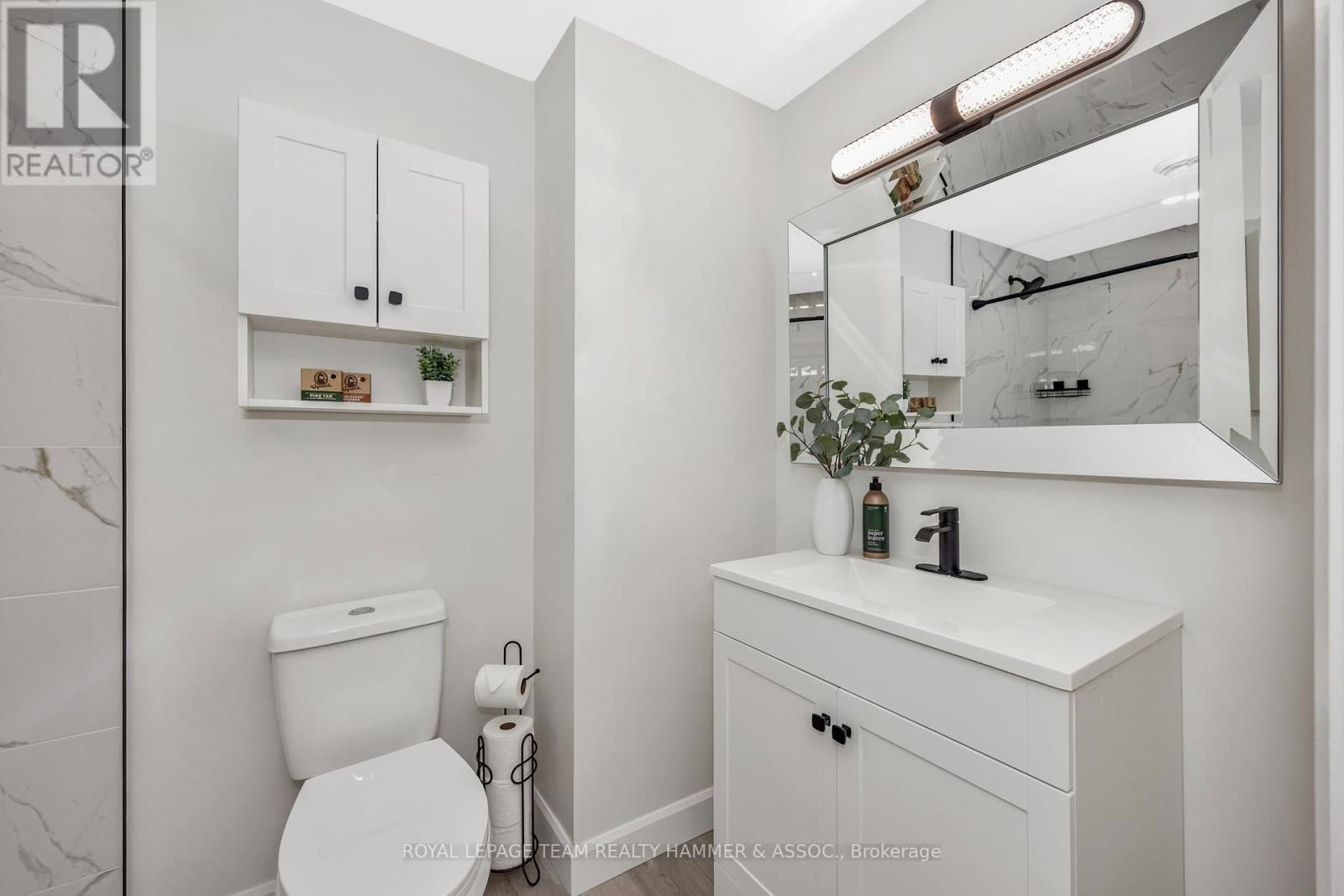332 MOONLIGHT DRIVE Image 38