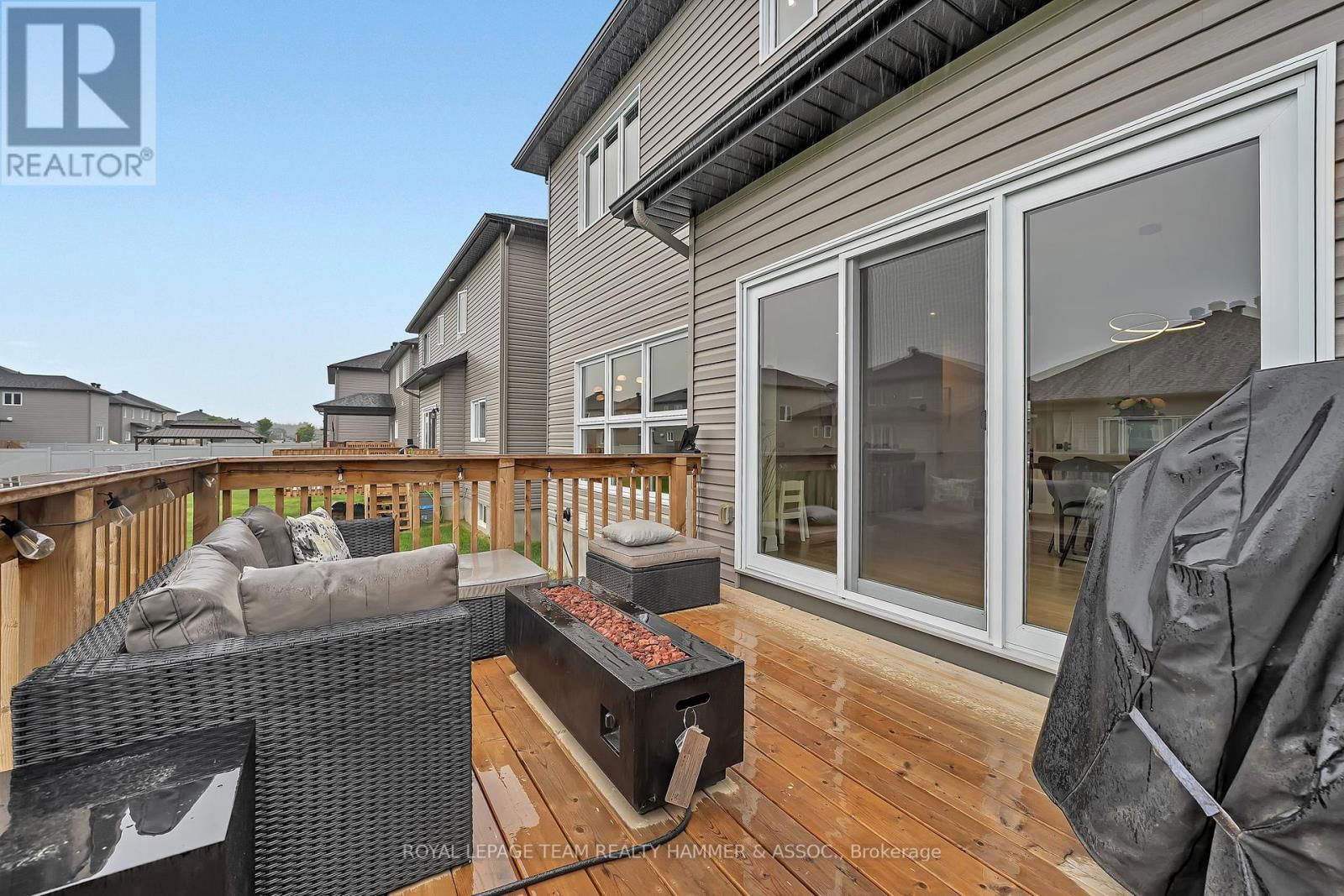 332 MOONLIGHT DRIVE Image 40