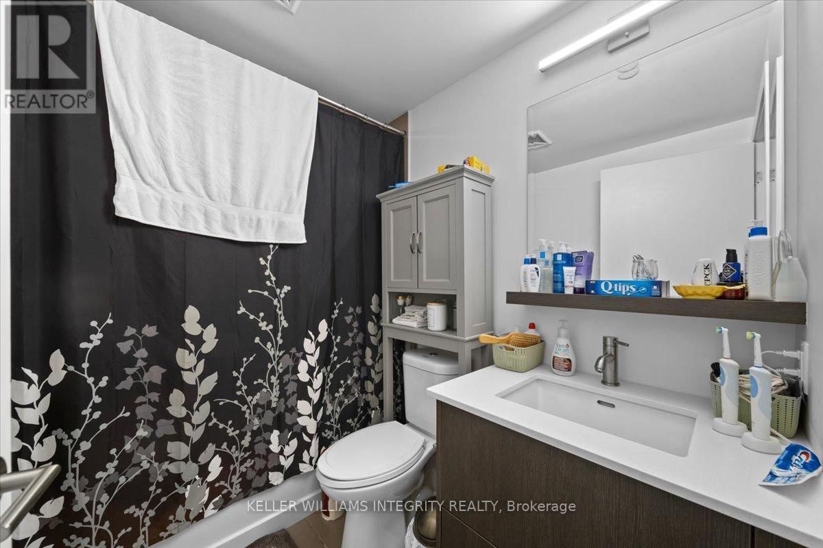 304 - 411 MACKAY STREET Image 21