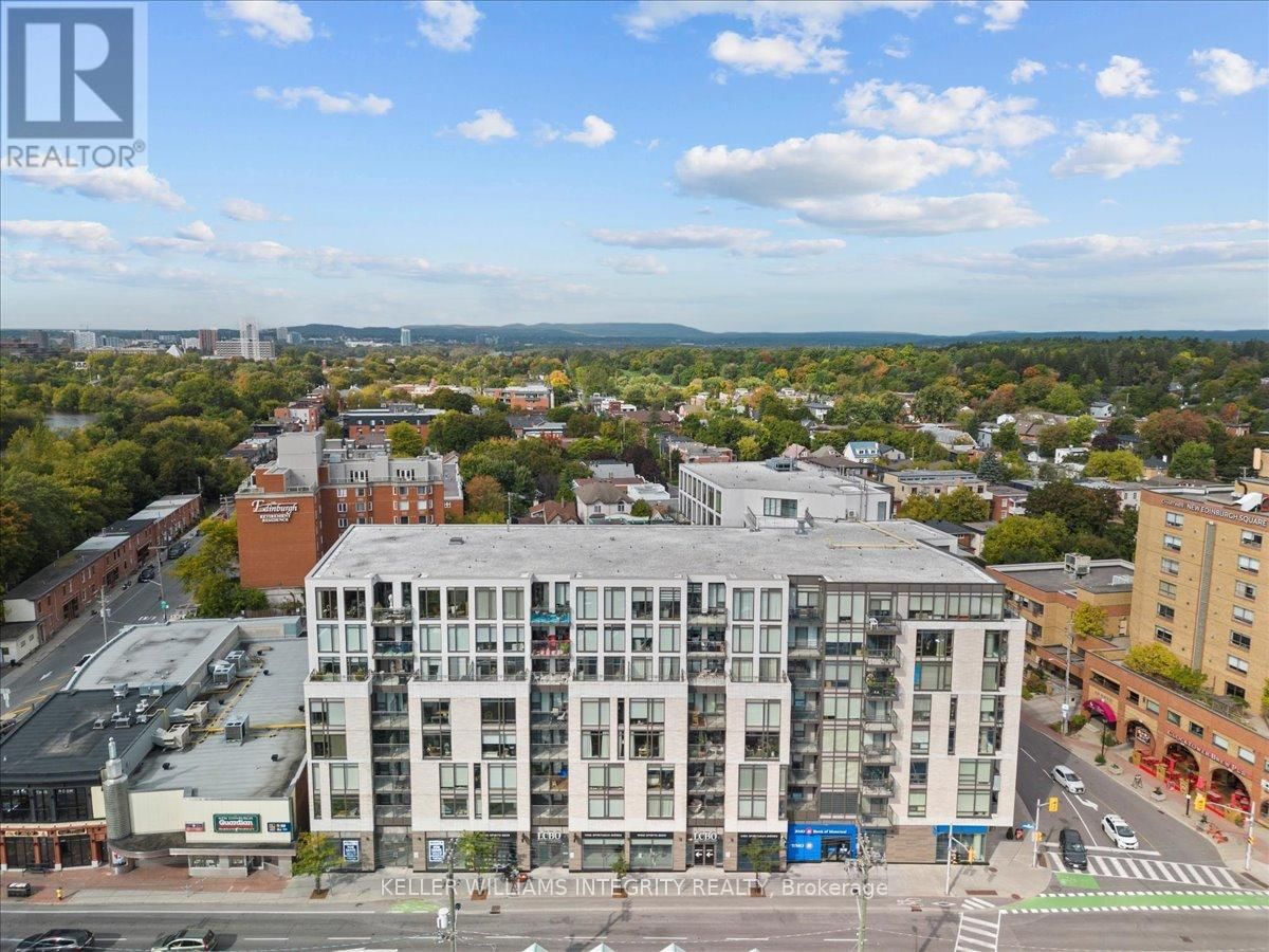 304 - 411 MACKAY STREET Image 3
