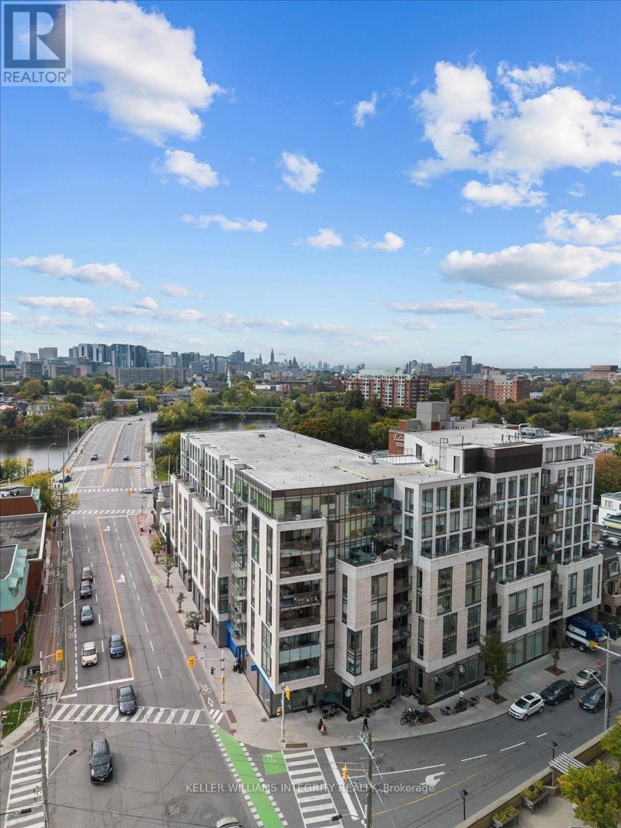 304 - 411 MACKAY STREET Image 36