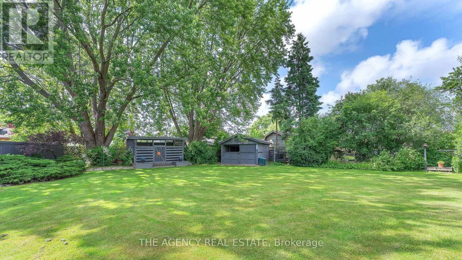 5 NORA PLACE Image 31