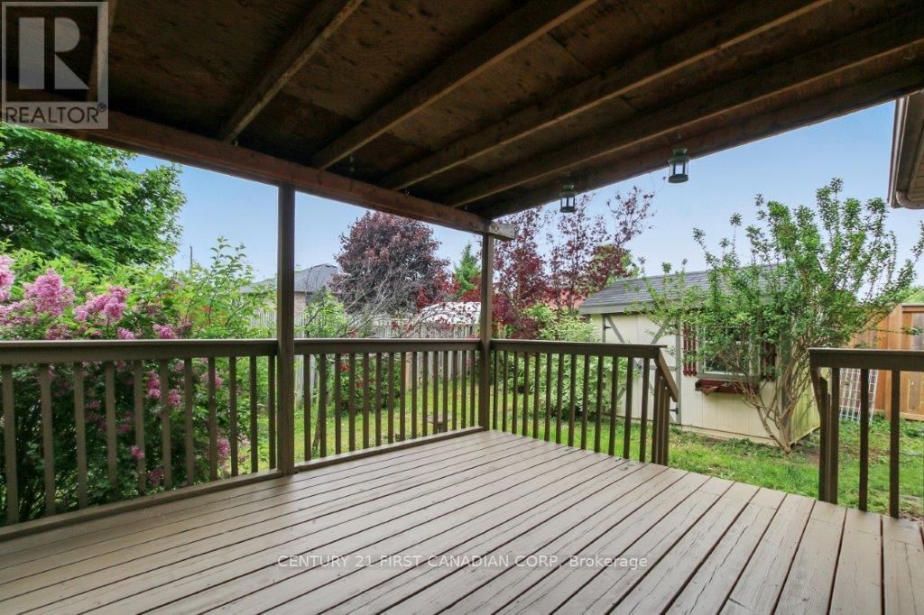 5 GOLDING PLACE Image 19