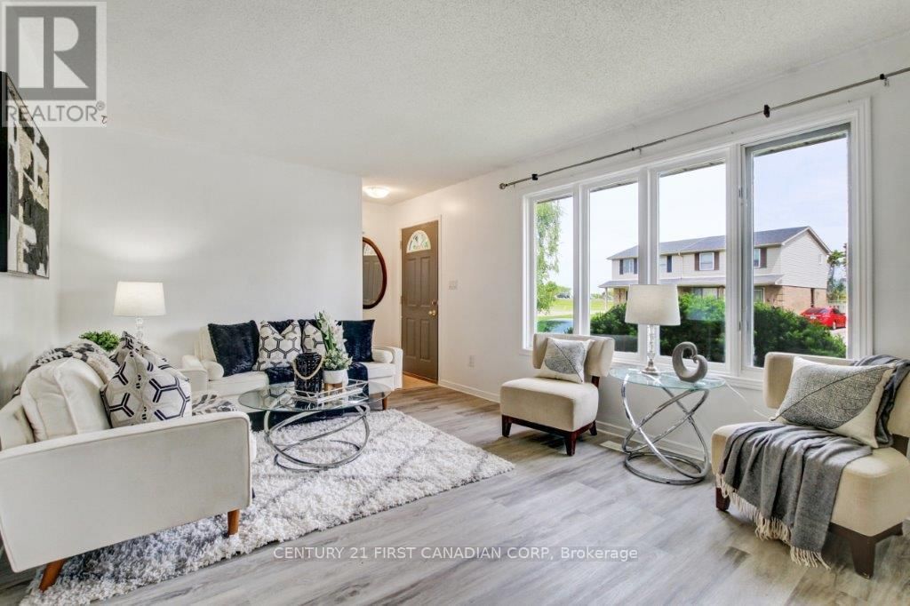 5 GOLDING PLACE Image 3