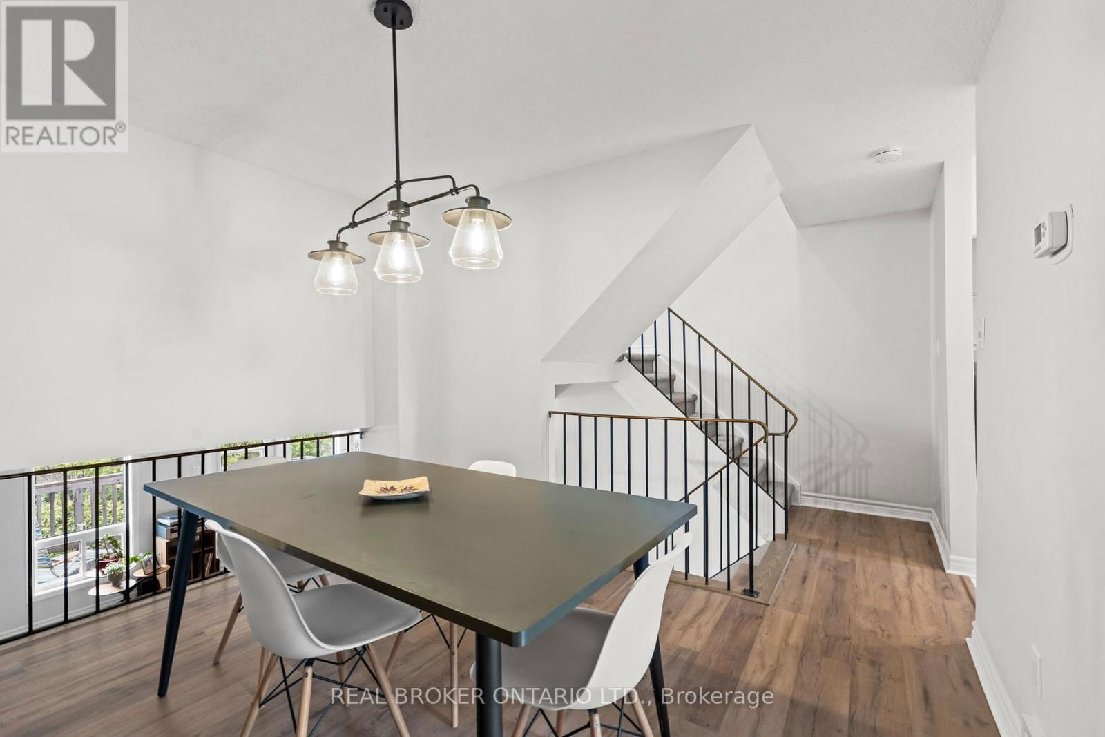 6 ALMOND LANE Image 11