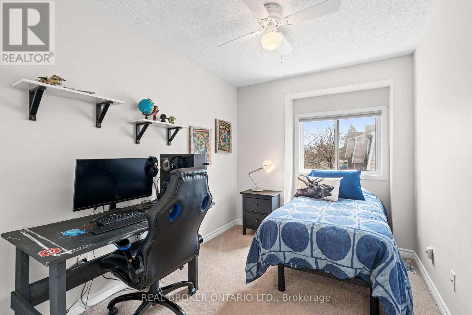 6 ALMOND LANE Image 22