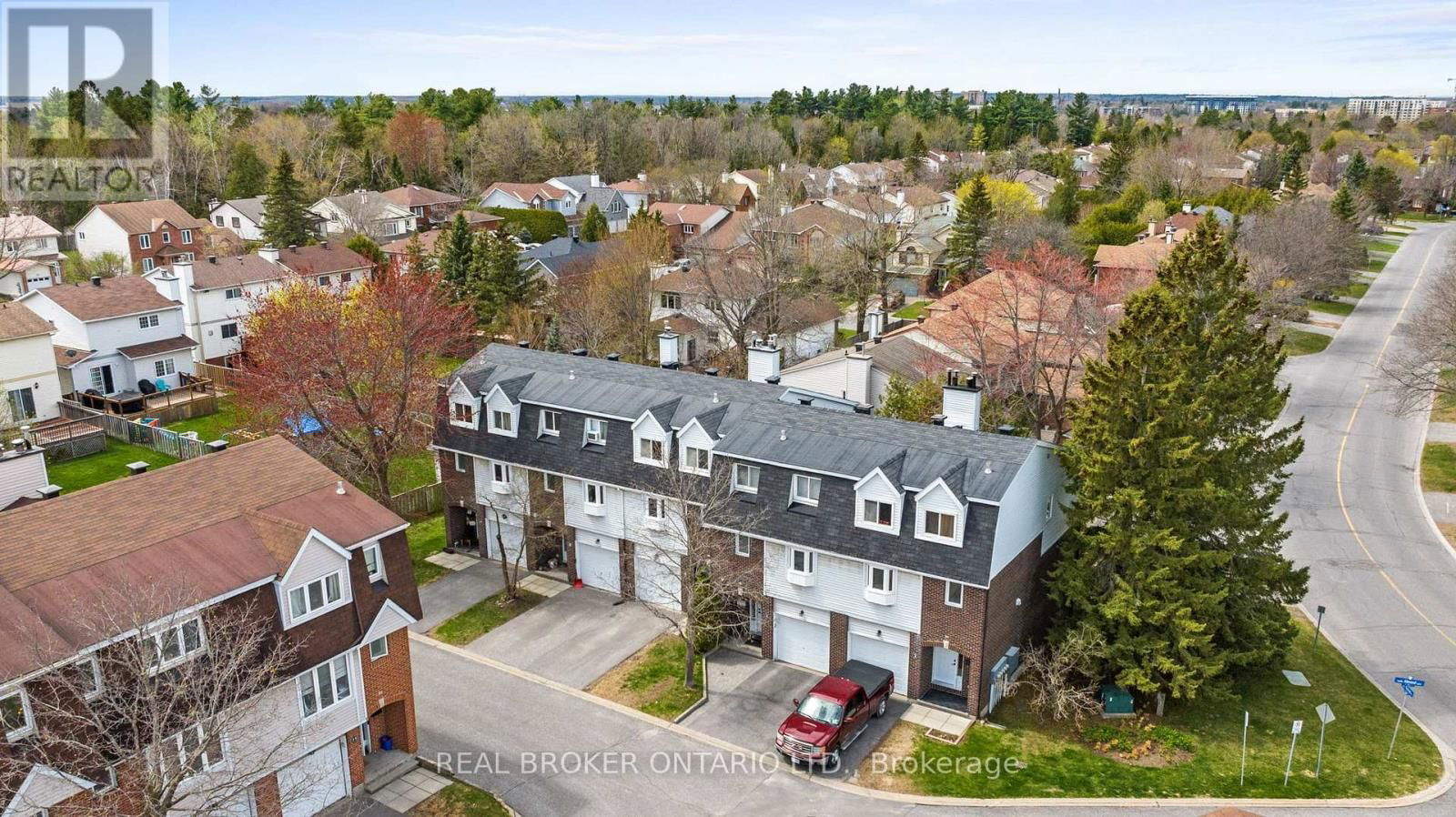 6 ALMOND LANE Image 34