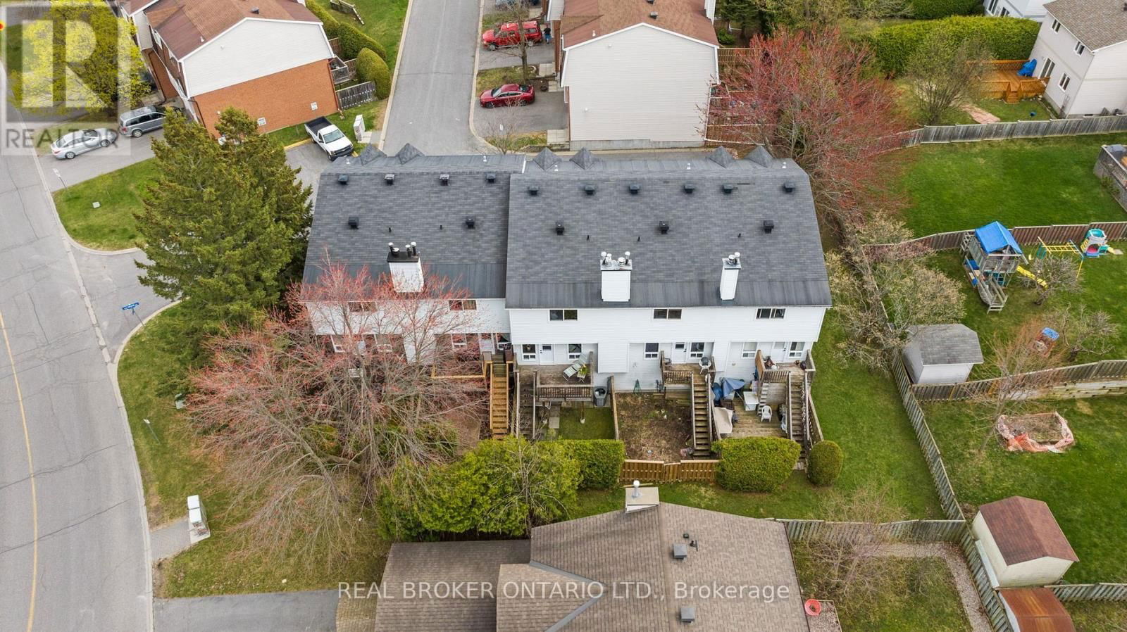 6 ALMOND LANE Image 35