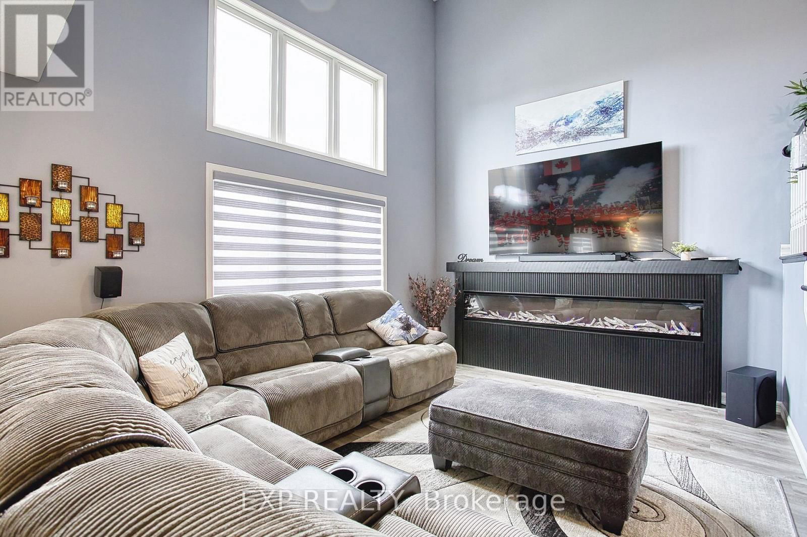 101 GOLDEN ACRES DRIVE Image 14
