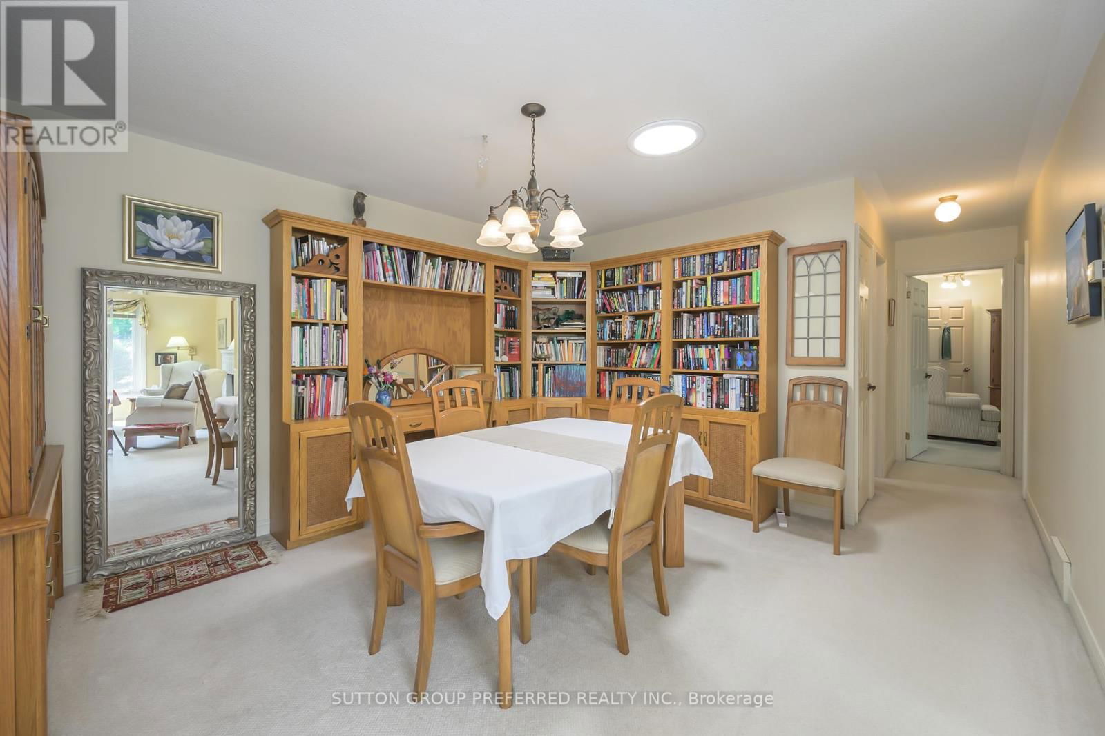 51 - 50 FIDDLERS GREEN ROAD Image 15